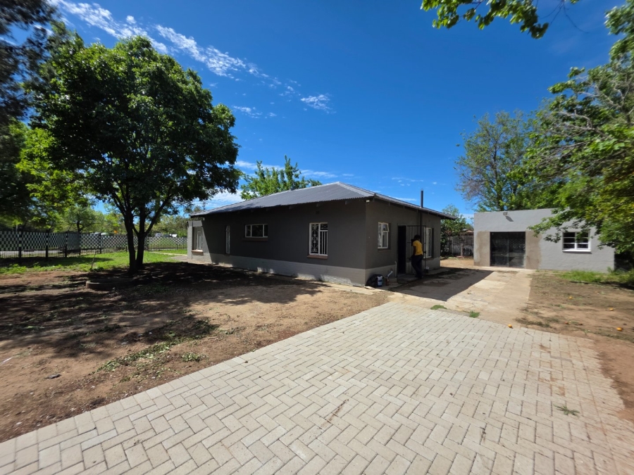4 Bedroom Property for Sale in Noordhoek Free State